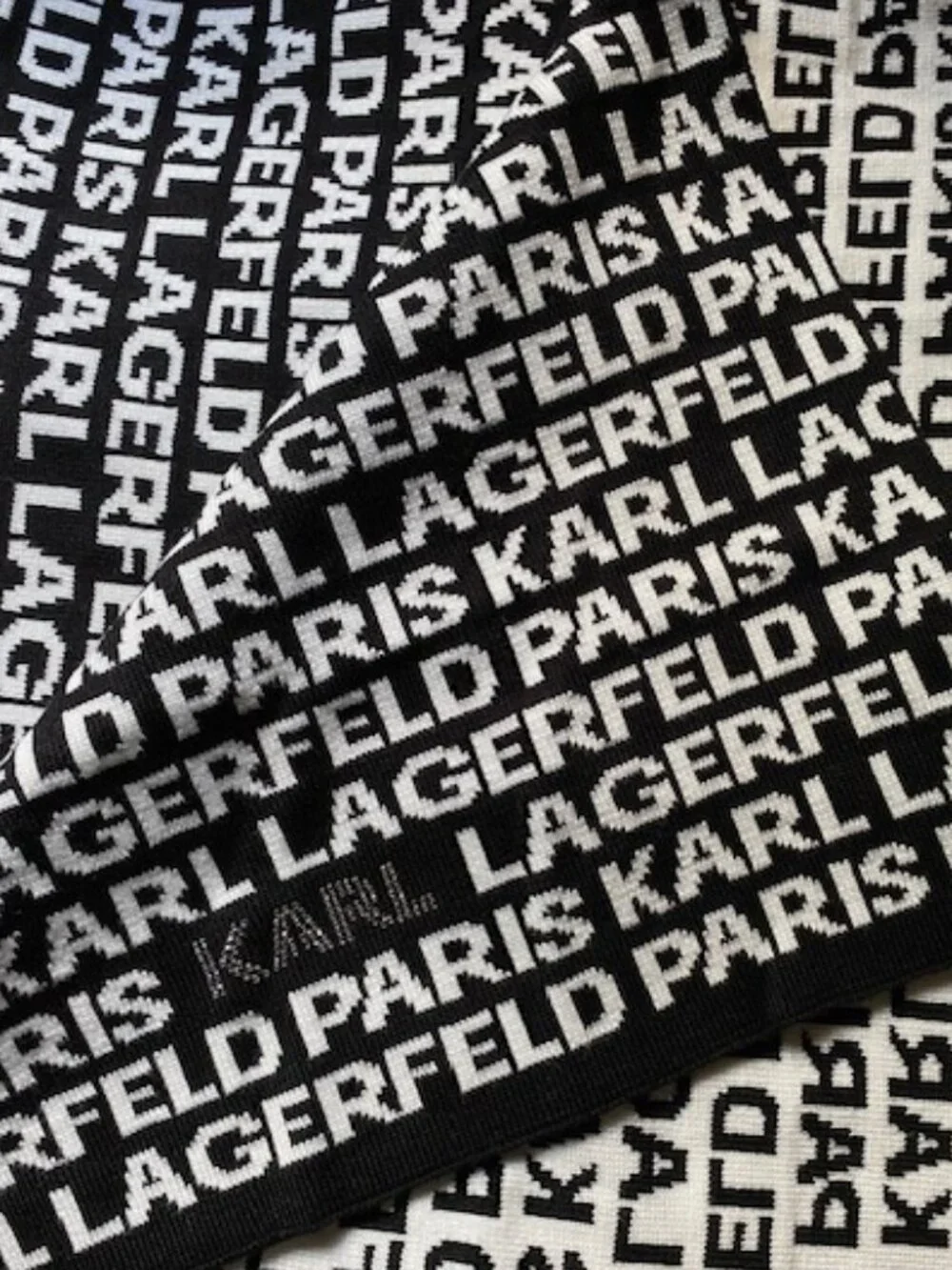 Karl Lagerfeld Paris Black & White Print 14